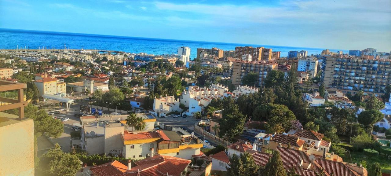 Ferienwohnung Apartamento Con Vistas Al Mar En Puerto Marina Torremolinos Exterior foto